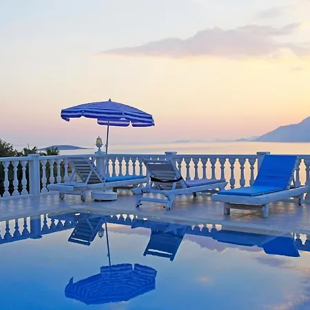 Апарт-отель Muhtesem Deniz Manzarali Agac Ev Каш